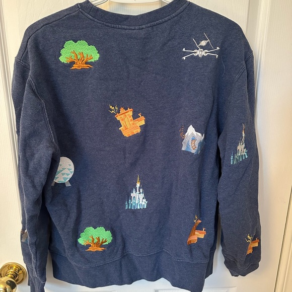 Walt Disney world embroidered crew neck sweater S - Picture 3 of 3